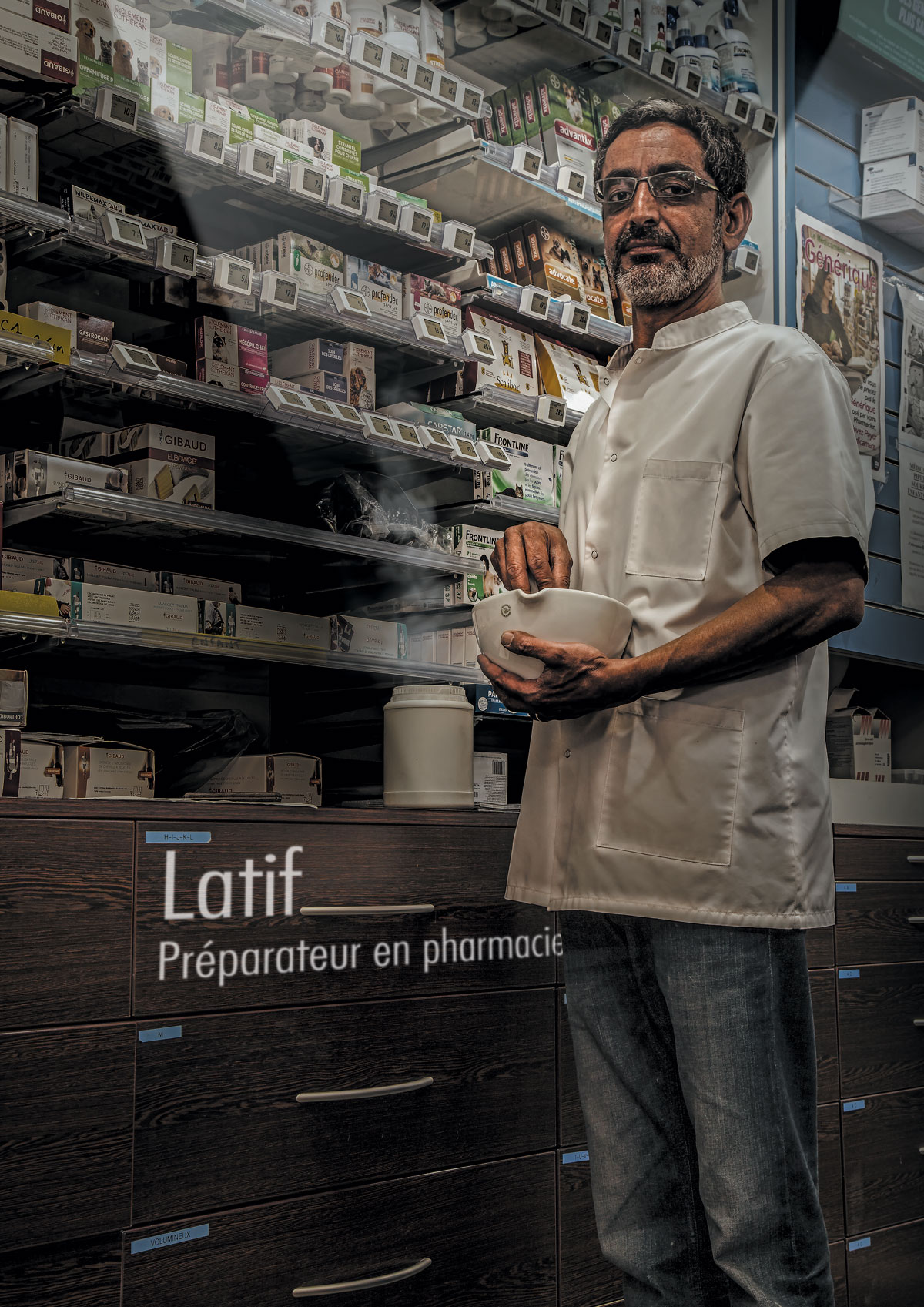 Latif, préparateur en pharmacie