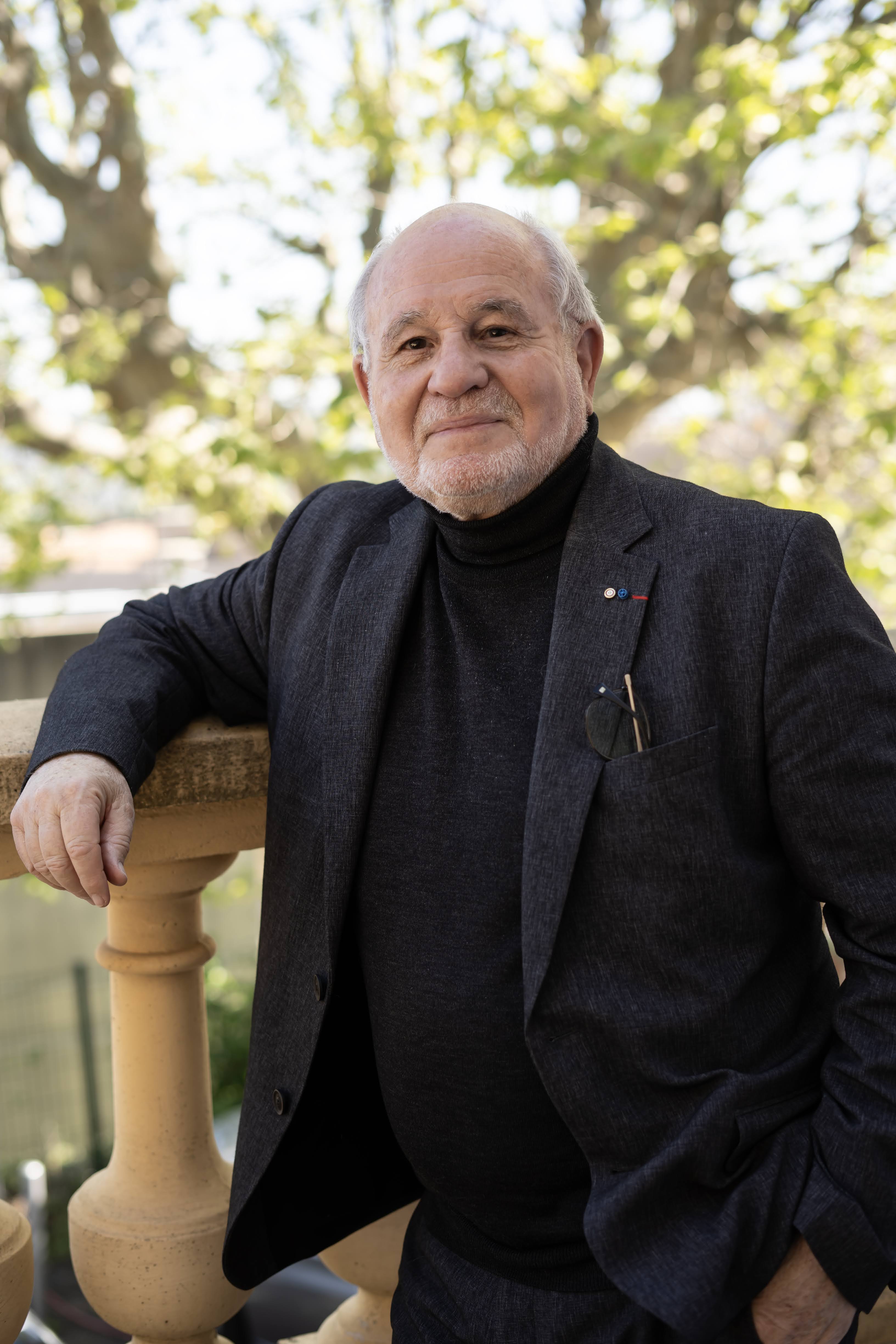 Claude Serra